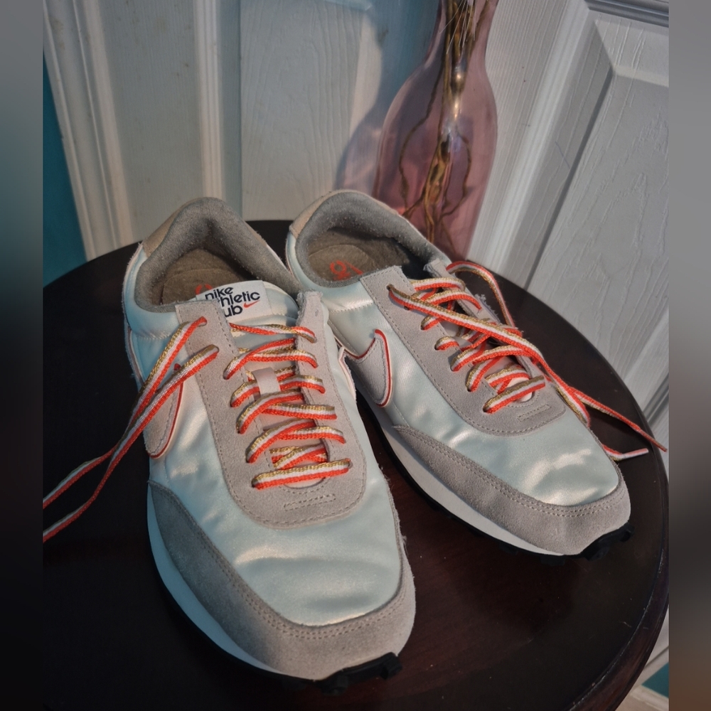 Nike Women's Shoes with Gray and Orange Accents Sneakers Nike Atletics Club